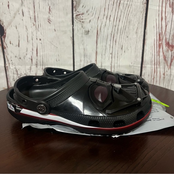 CROCS x Star Wars Darth Vader Classic Clogs - Black mens size 7 main image 7